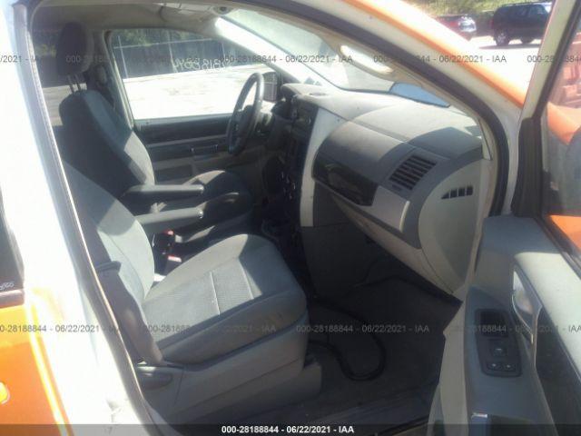 Dodge Grand Caravan Sxt Image 2