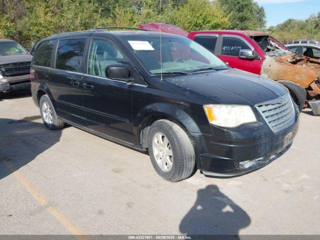  Salvage Chrysler Town & Country