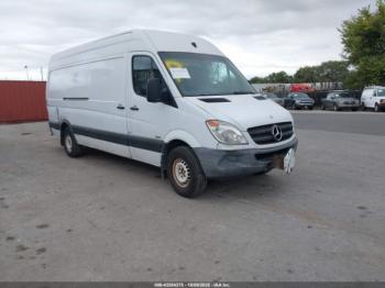  Salvage Mercedes-Benz Sprinter 2500