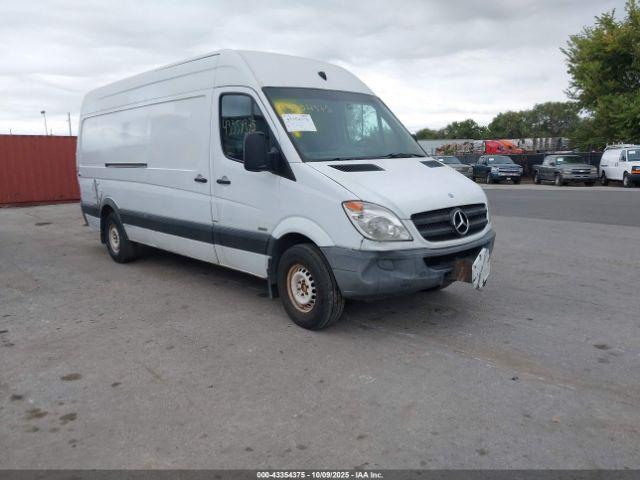  Salvage Mercedes-Benz Sprinter 2500