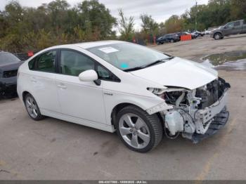  Salvage Toyota Prius