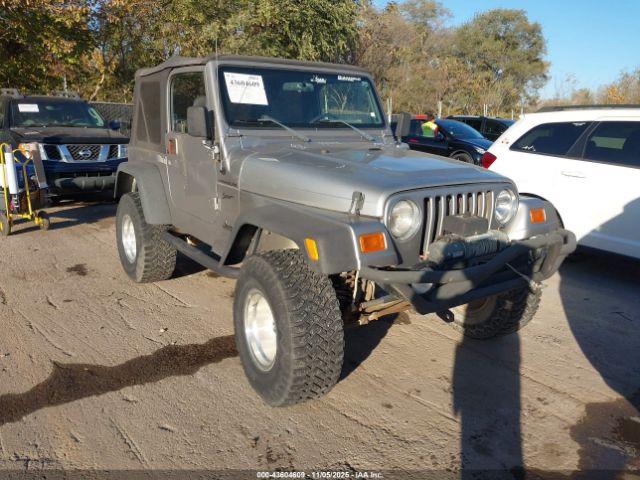  Salvage Jeep Wrangler