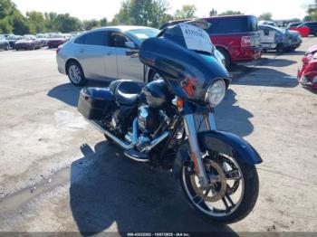  Salvage Harley-Davidson Flhxs