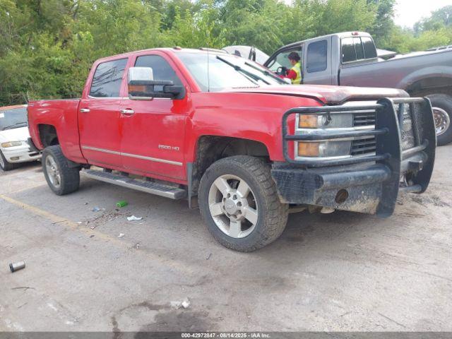  Salvage Chevrolet Silverado 2500