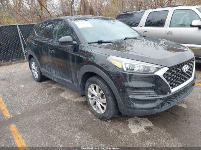  Salvage Hyundai TUCSON