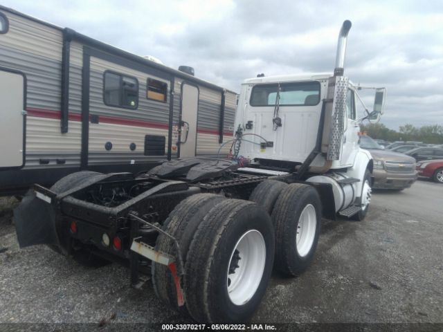 International 8000 8100 Image 13