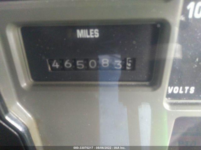 International 8000 8100 Image 12