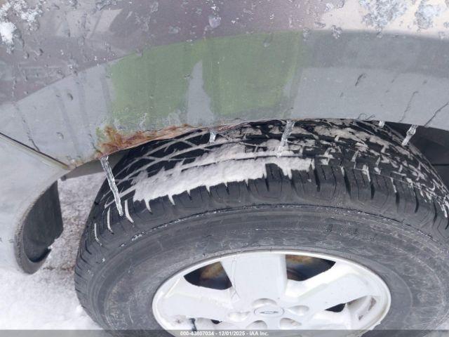 Ford Escape Xlt Image 7