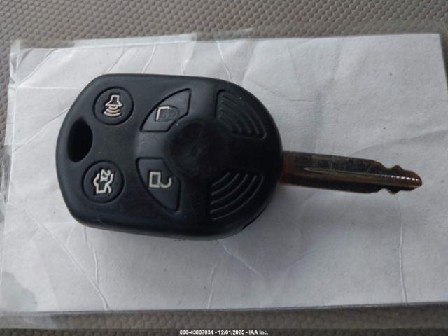 Ford Escape Xlt Image 4