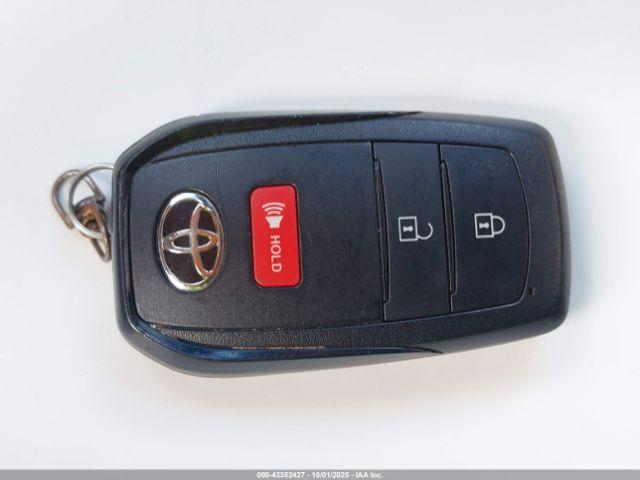 Toyota Corolla Se Image 12