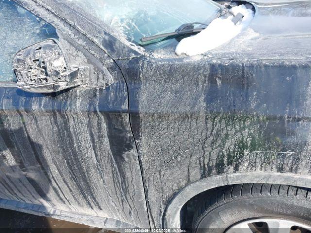 Mitsubishi Outlander Es Image 2