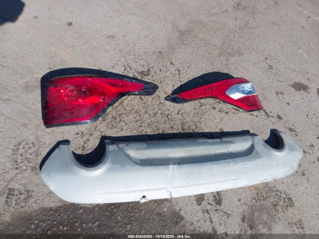 Ford Escape Se Image 11