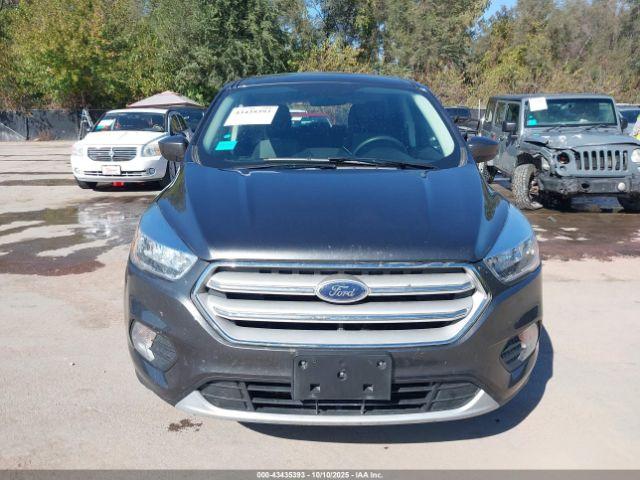 Ford Escape Se Image 12