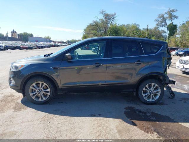 Ford Escape Se Image 16