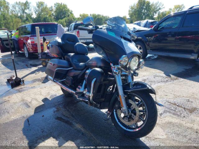  Salvage Harley-Davidson Flhtk