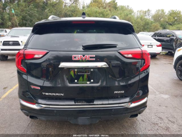 GMC Terrain Awd Denali Image 3