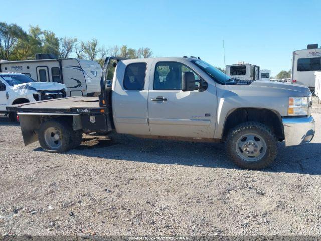 Chevrolet Silverado 3500 Lt1 Image 13