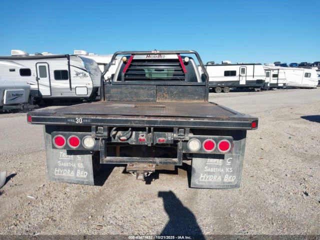 Chevrolet Silverado 3500 Lt1 Image 12