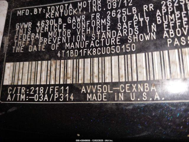 Toyota Camry Le Image 11