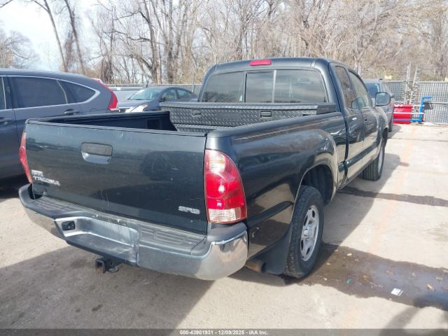 Toyota Tacoma Image 6