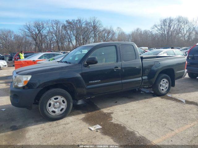 Toyota Tacoma Image 11