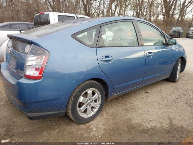 Toyota Prius Image 10