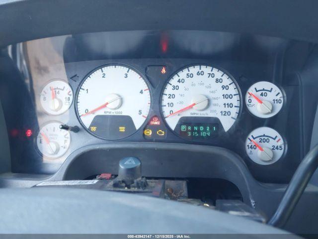 Dodge Ram 3500 Laramie Image 14