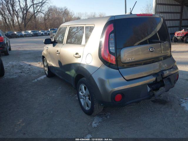 Kia Soul Image 10