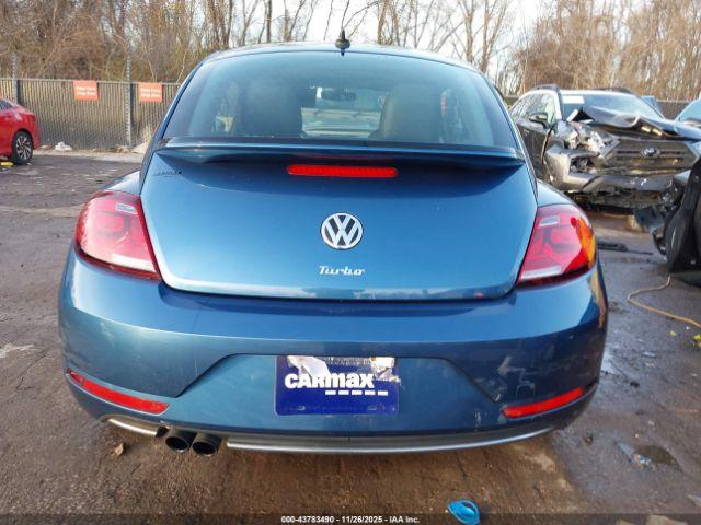 Volkswagen Beetle 2.0t Se Image 14