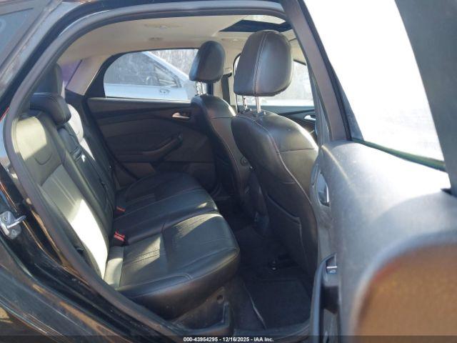 Ford Focus Titanium Image 11