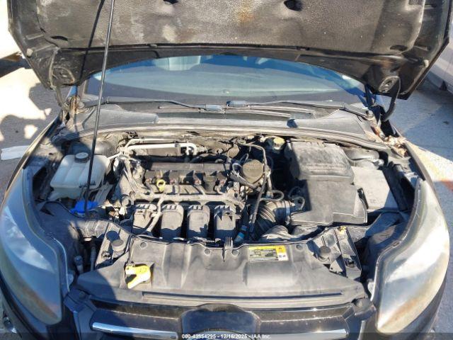 Ford Focus Titanium Image 2