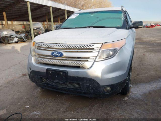 Ford Explorer Xlt Image 5