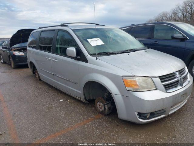  Salvage Dodge Grand Caravan