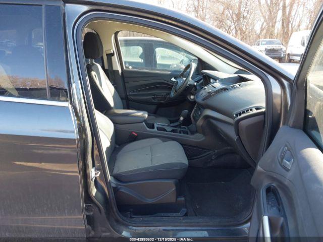 Ford Escape Se Image 2