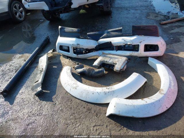 Ford F-350 King Ranch Image 8