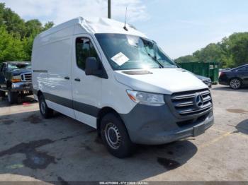  Salvage Mercedes-Benz Sprinter 1500