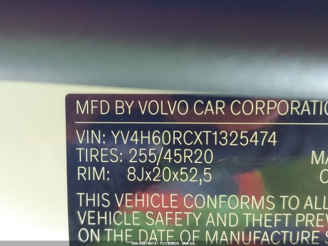 Volvo Xc60 Plug-in Hybrid T8 Plus Image 9