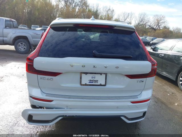 Volvo Xc60 Plug-in Hybrid T8 Plus Image 3