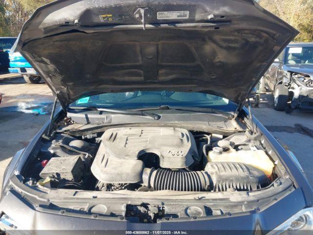 Chrysler 300 Touring L Awd Image 13