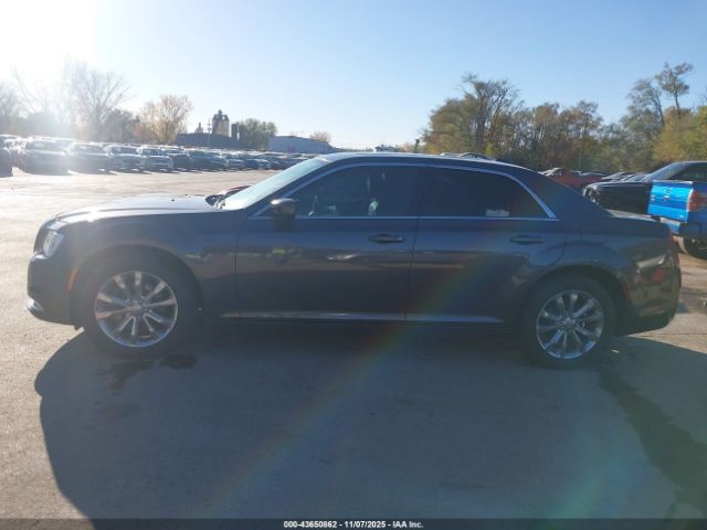 Chrysler 300 Touring L Awd Image 10