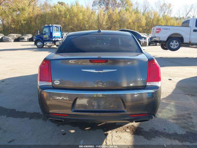 Chrysler 300 Touring L Awd Image 16