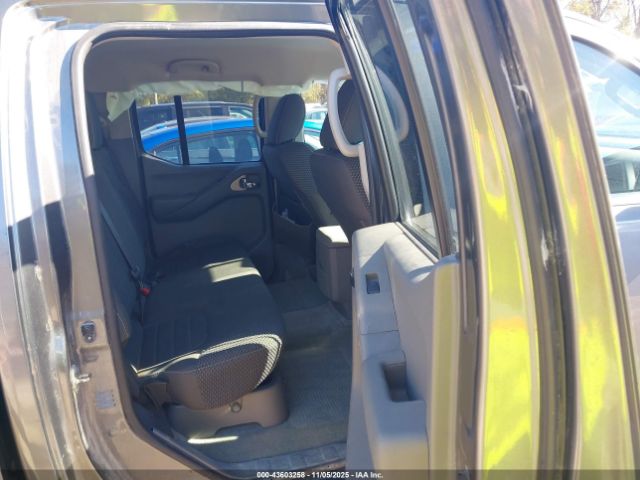 Nissan Frontier Desert Runner Image 6