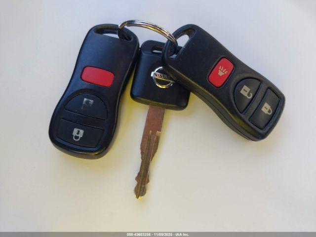 Nissan Frontier Desert Runner Image 11