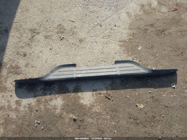 Chevrolet Silverado 1500 Image 11