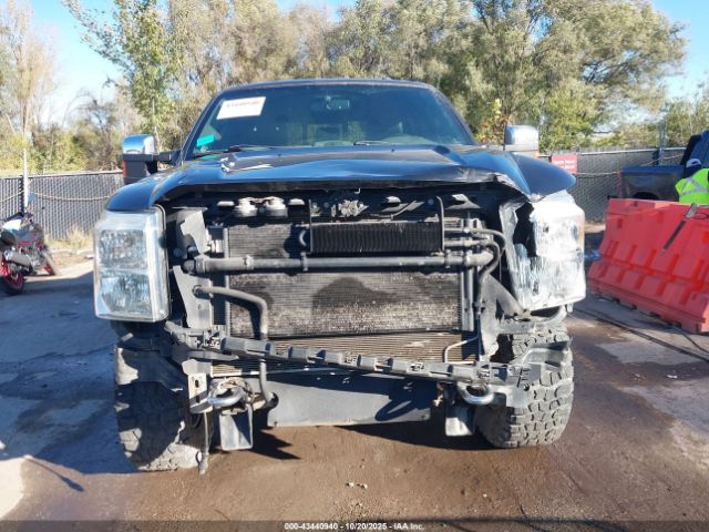 Ford F-350 Lariat Image 12