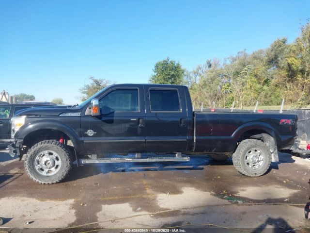 Ford F-350 Lariat Image 14