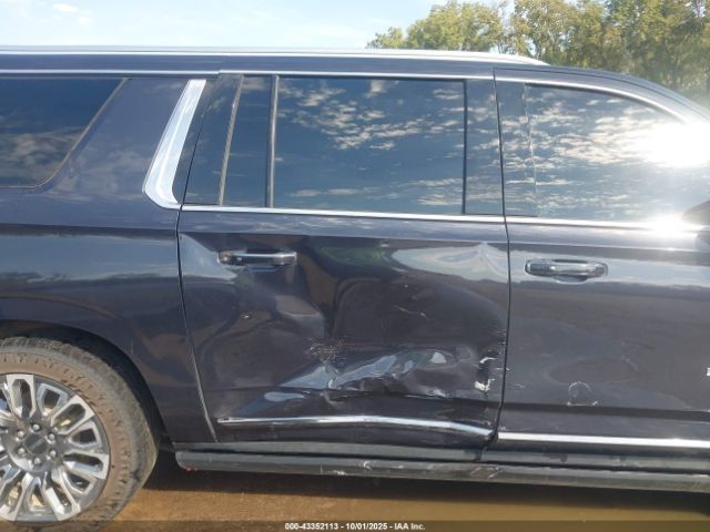 GMC Yukon 4wd Denali Ultimate Image 17