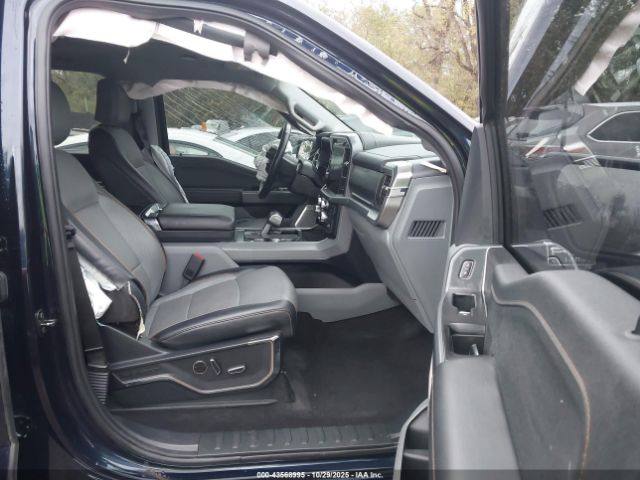 Ford F-150 Lariat Image 13