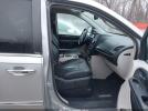 Chrysler Town & Country Touring-l Image 3