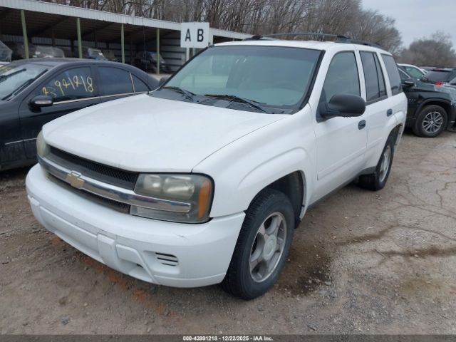 Chevrolet Trailblazer Ls Image 3